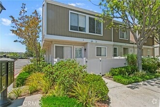 Building Photo - 97 Abbeywood Ln