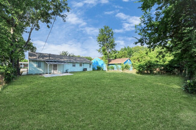 Building Photo - 4918 Perry St