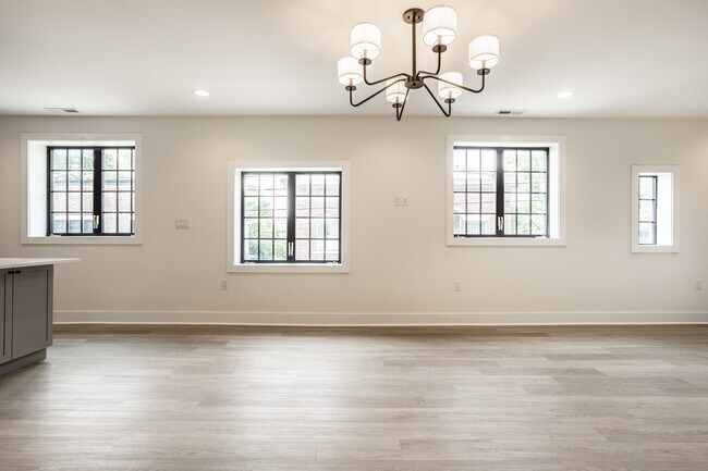 Foto del edificio - 1702 Alabama St