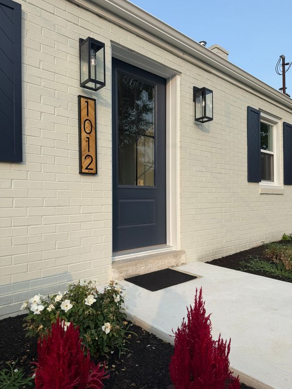 Building Photo - 1012 State Dr