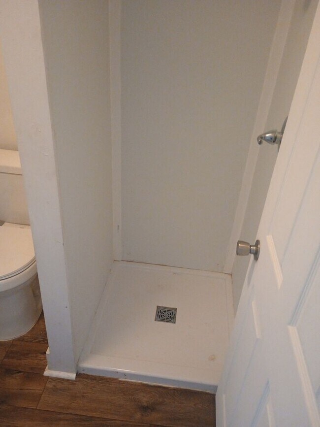 Foto del edificio - 713 W Adams St