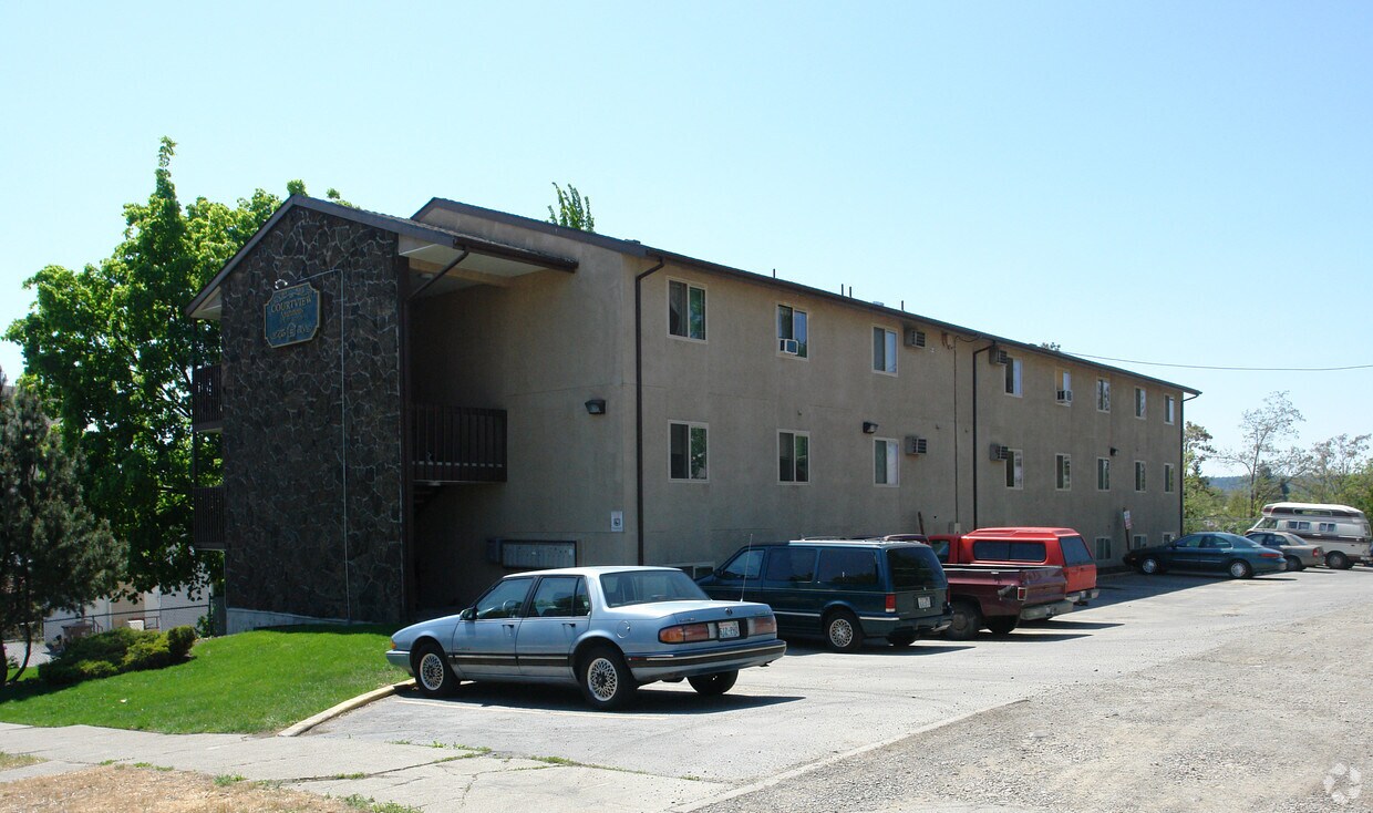 Foto principal - Courtview Apartments