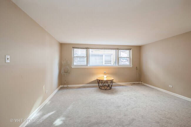 Foto del edificio - 2642 N Harlem Ave