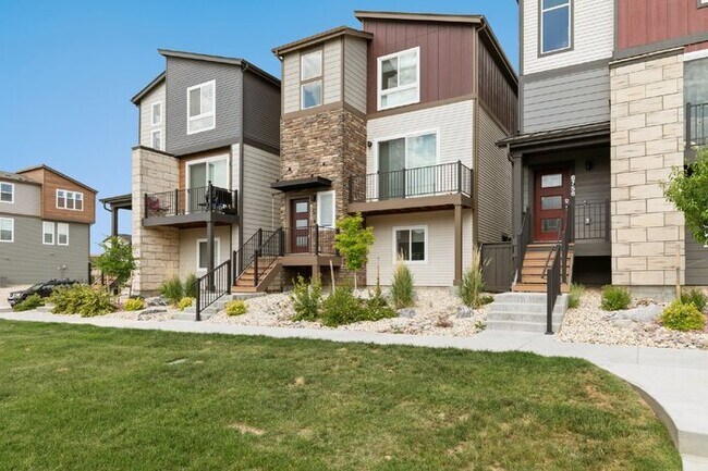 Building Photo - "Charming 3-Bed Home on Starry Night Lane ...