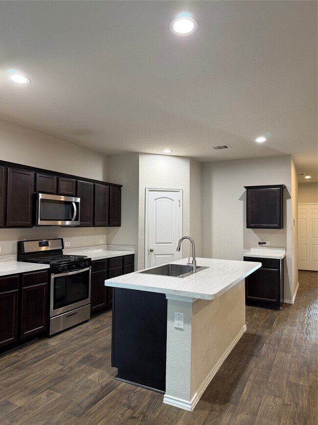 Building Photo - 5222 Greenwood Smt Trl