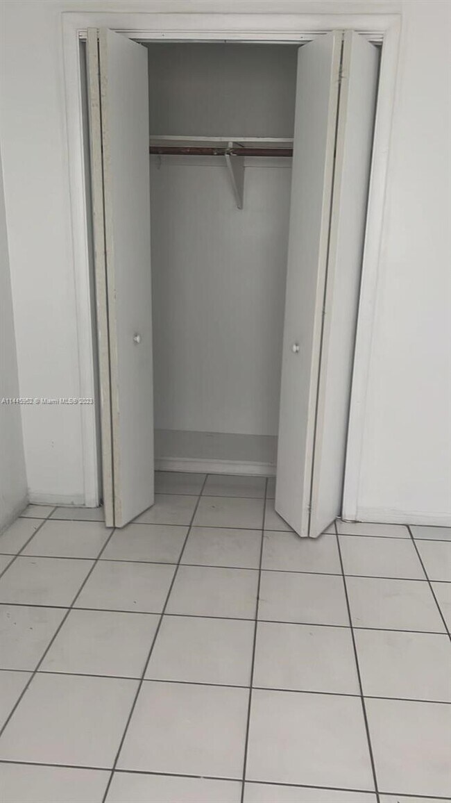 Foto del edificio - 16131 NE 19th Pl