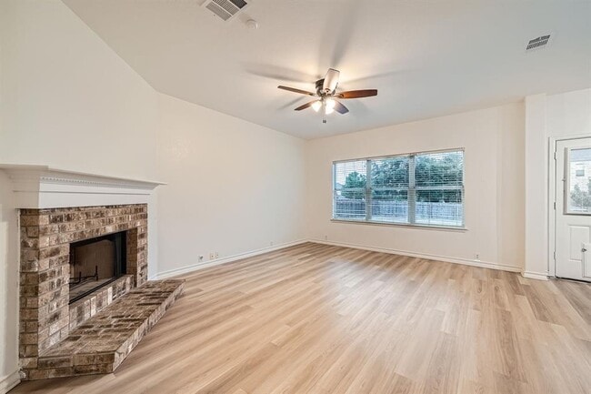 Building Photo - 20840 Silverbell Ln