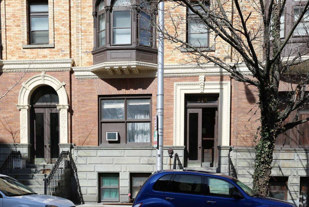 Building Photo - 345 State St