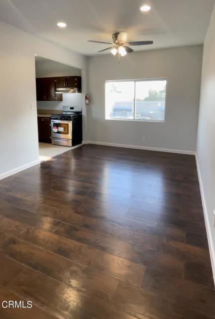 Foto del edificio - 1713 E Imperial Hwy