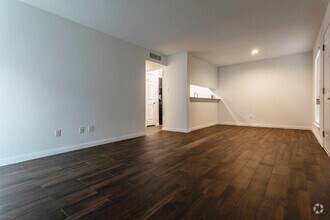 Living Room, Dining Room, and Kitchen - Kingwood Lakes