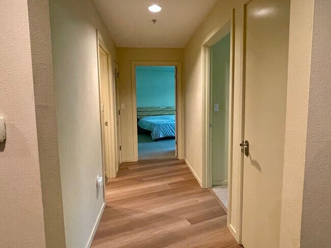 Foto del edificio - 1188 106th Ave NE