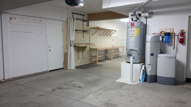 Building Photo - 2 story home in Wingfield at Foothills in ...