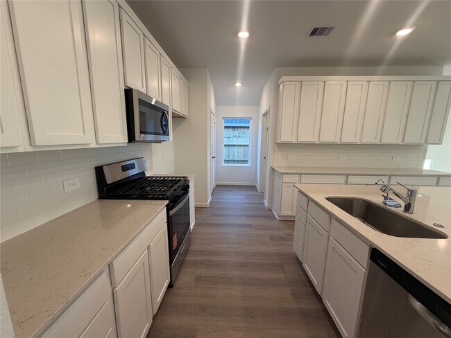 Building Photo - 22019 Vernazza Bend Dr