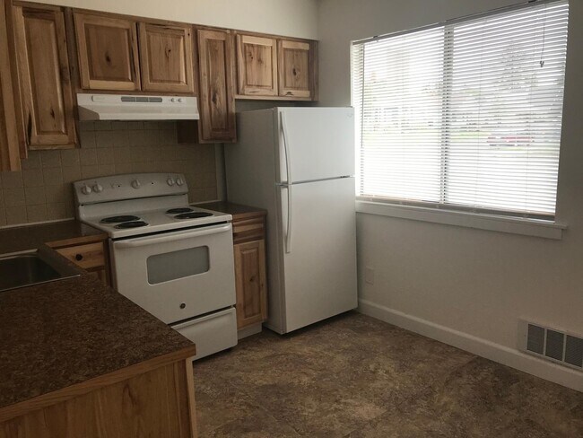 Foto del edificio - 2225 N Howard St