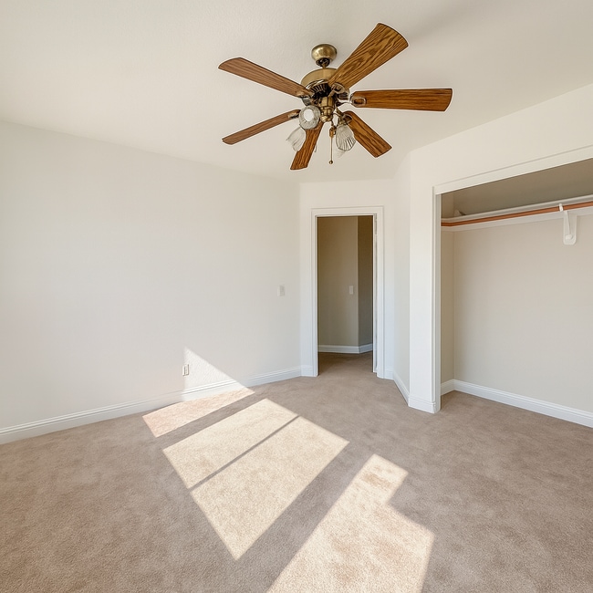 Building Photo - 4011 Dee Dee Ct