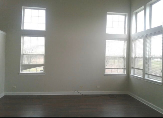 Building Photo - 2539 Looking Glass Ct