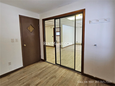 Foto del edificio - 2539 N Belfast Ave