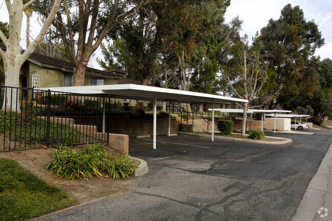 Foto del edificio - Parkside Apartments