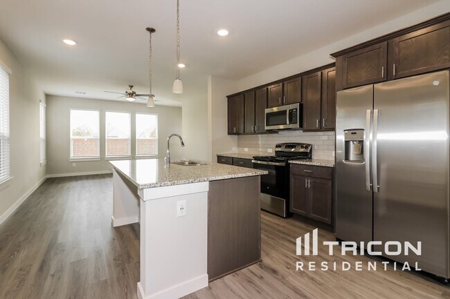 Building Photo - 2318 Bailey Flds Ln