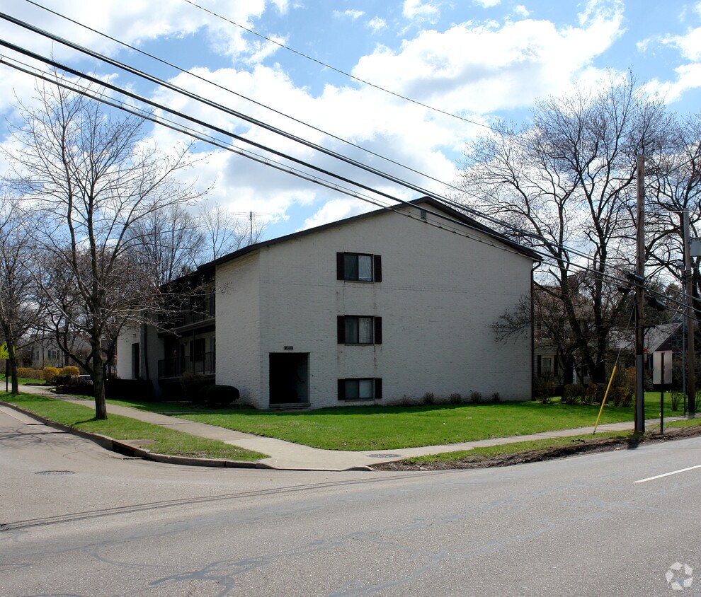 Foto del edificio - 2544 Benton St