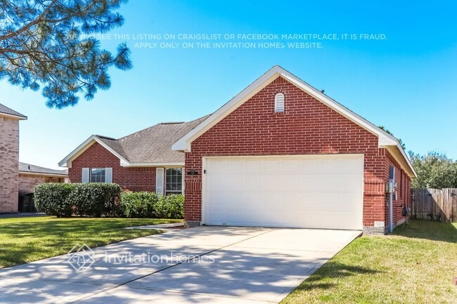 Building Photo - 383 Hyland Ln