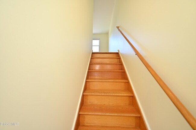 Foto del edificio - 79 B Wertman Ln