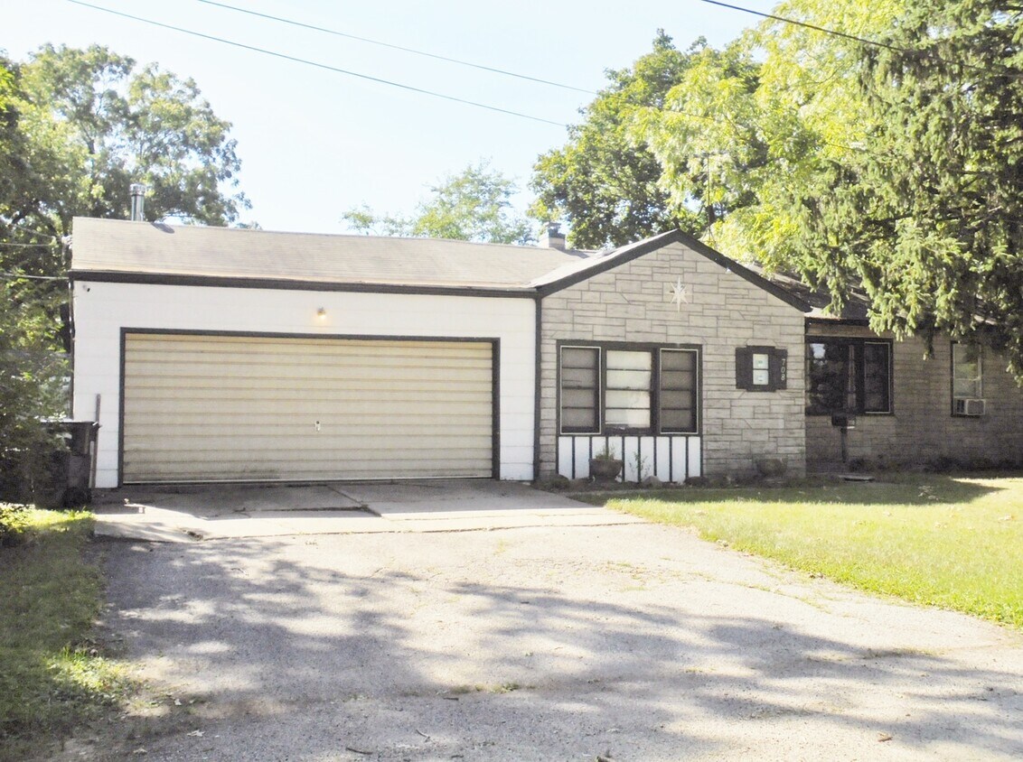 708 Kirkwood Ave, Winthrop Harbor, IL 60096 House Rental in Winthrop