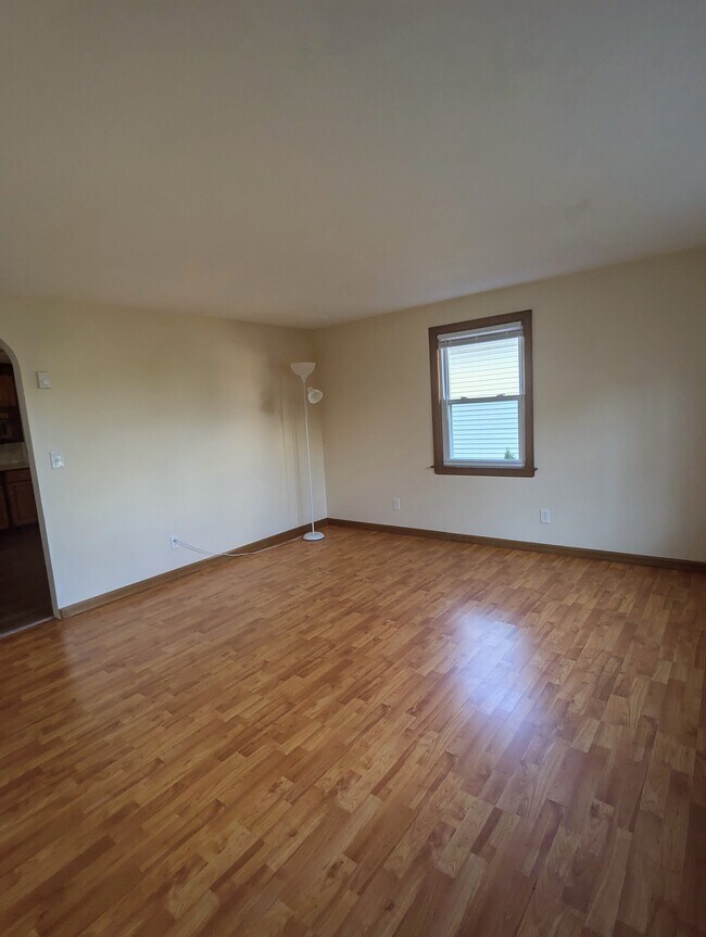 Living room - 65 Hayes St