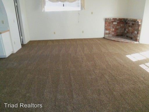 Building Photo - 6347 Mojave Ave