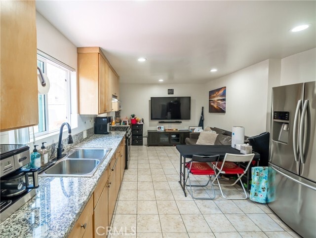 Building Photo - 4844 Bluebell Ave