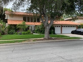 Building Photo - 1374 Breckford Ct