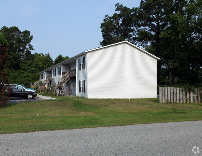 Building Photo - Cedar Commons