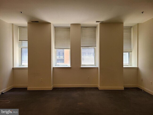 Foto del edificio - 1001-13 Chestnut St