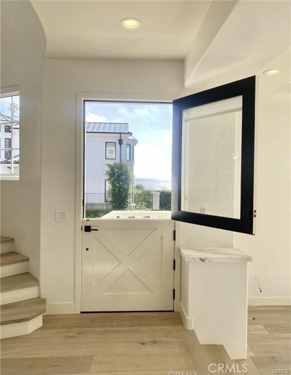 Foto del edificio - 2720 Bayview Dr