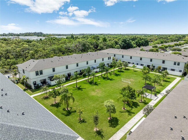 Foto del edificio - 1150 SW 6th Ave