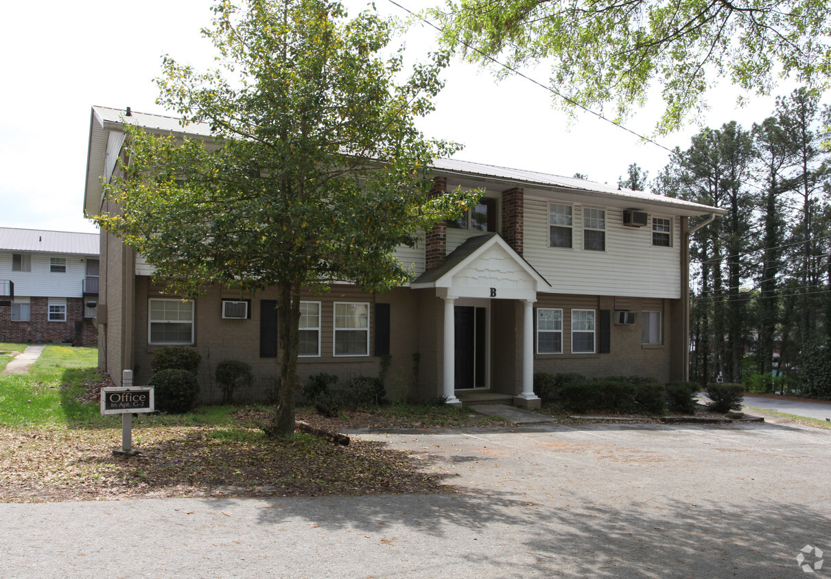 Primary Photo - Enota Garden Apartments