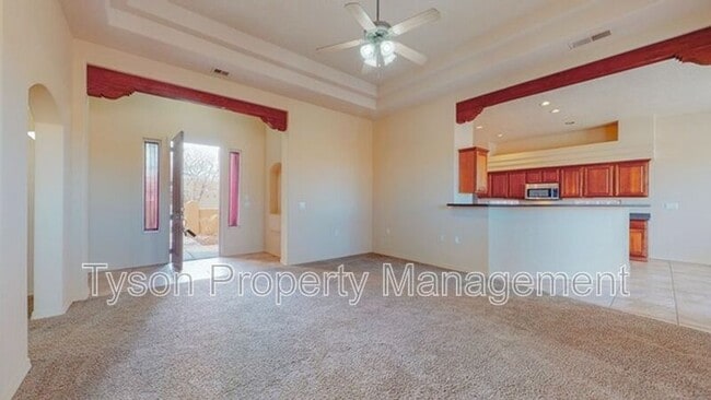 Building Photo - 4401 Beresford Ln NW