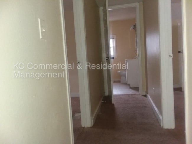 Foto del edificio - 5613 Anderson Ave