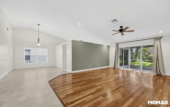 Building Photo - 5309 NW 98th Terrace