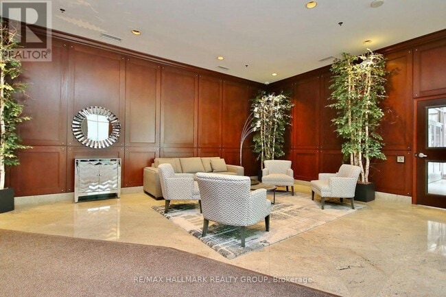 Building Photo - 234 Rideau St