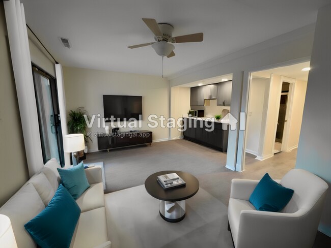 Building Photo - 1644 Valencia Way