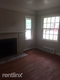Foto del edificio - 3 br, 1 bath House - 14799 Woodmont Ave  B...