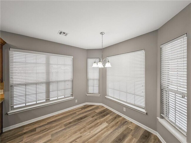 Foto del edificio - 1030 Harvest St