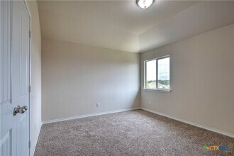 Building Photo - 6107 Lavaca Dr