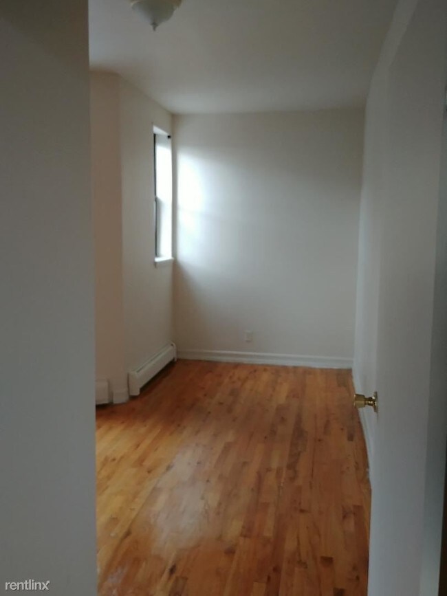 Foto del edificio - 2 br, 1 bath Apartment - 171 Woodlawn Ave