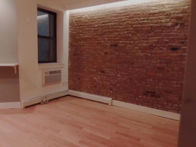 Foto principal - 256 Schenectady Ave