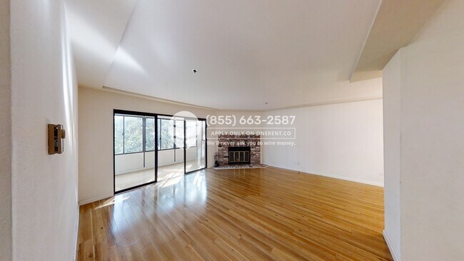 Building Photo - 496 W Charleston Rd