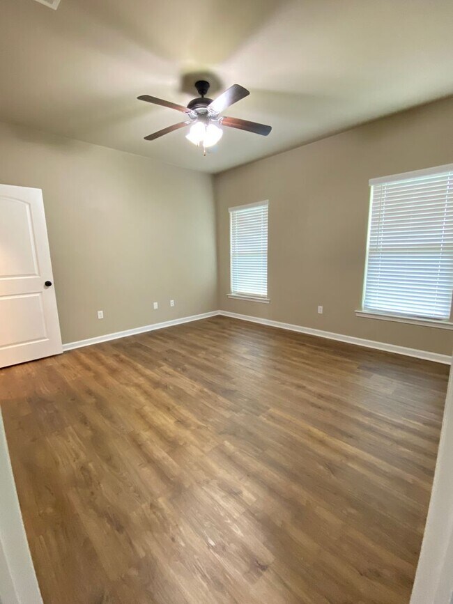 Foto del edificio - Beautiful 3 bedroom home