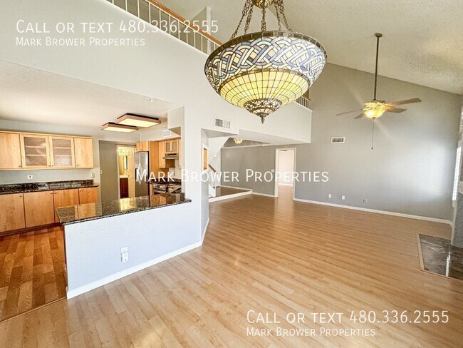 Foto del edificio - 3960 E White Aster St