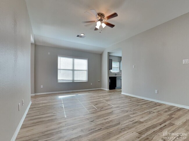 Building Photo - 17588 Rosewood Manor Ln